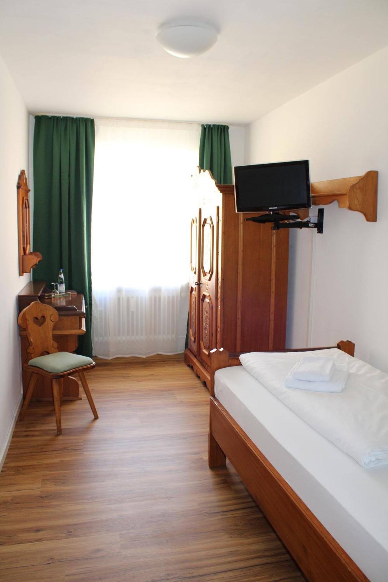 Gasthof Wolferstetter Vilshofen an der Donau Δωμάτιο φωτογραφία