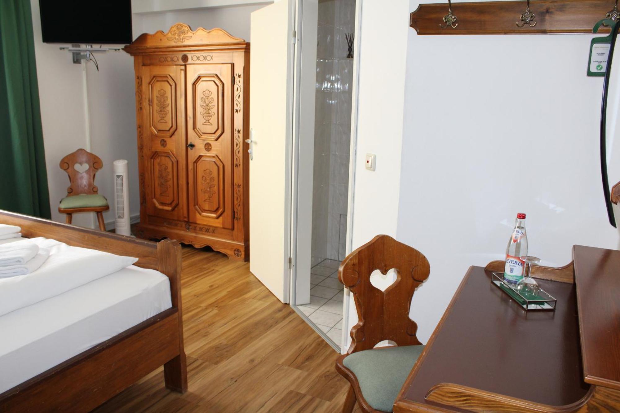 Gasthof Wolferstetter Vilshofen an der Donau Δωμάτιο φωτογραφία
